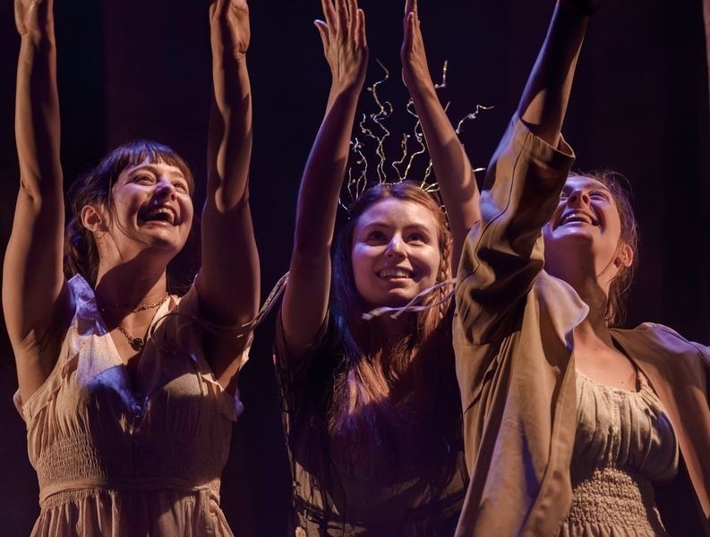  - Emmanuelle Dandrel