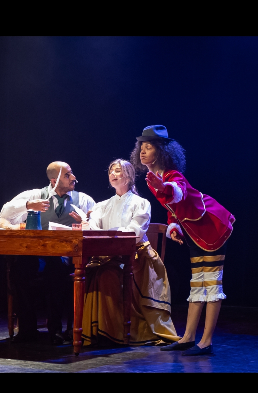  - Emmanuelle Dandrel