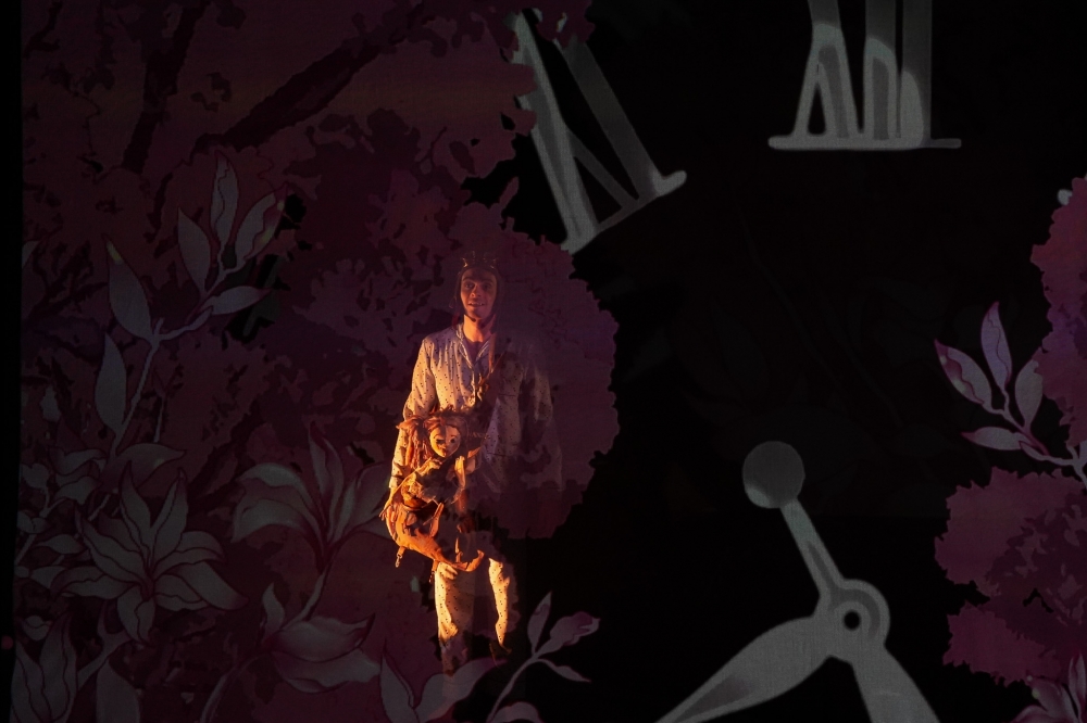  - Emmanuelle Dandrel